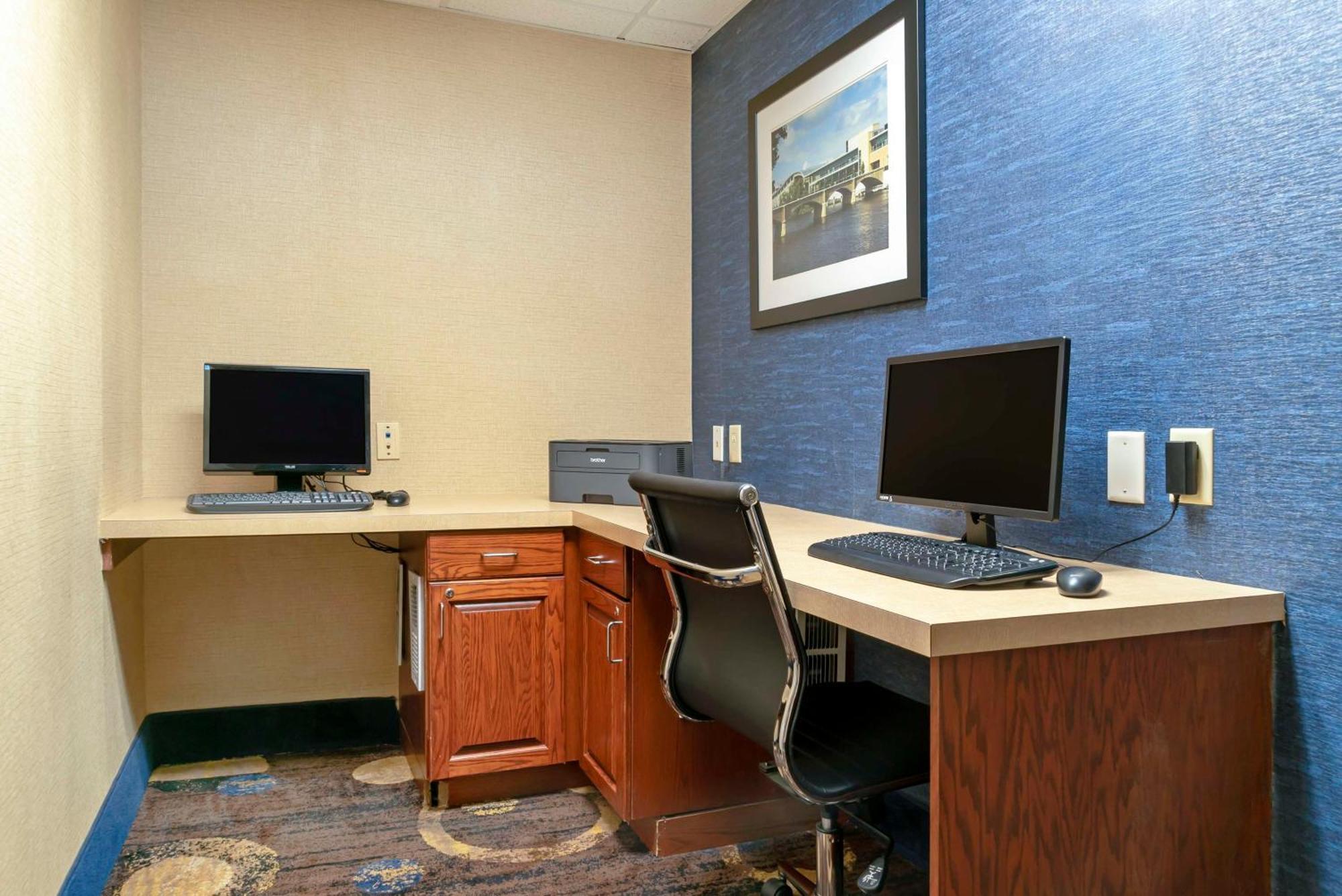 Best Western Executive Inn & Suites Grand Rapids Esterno foto